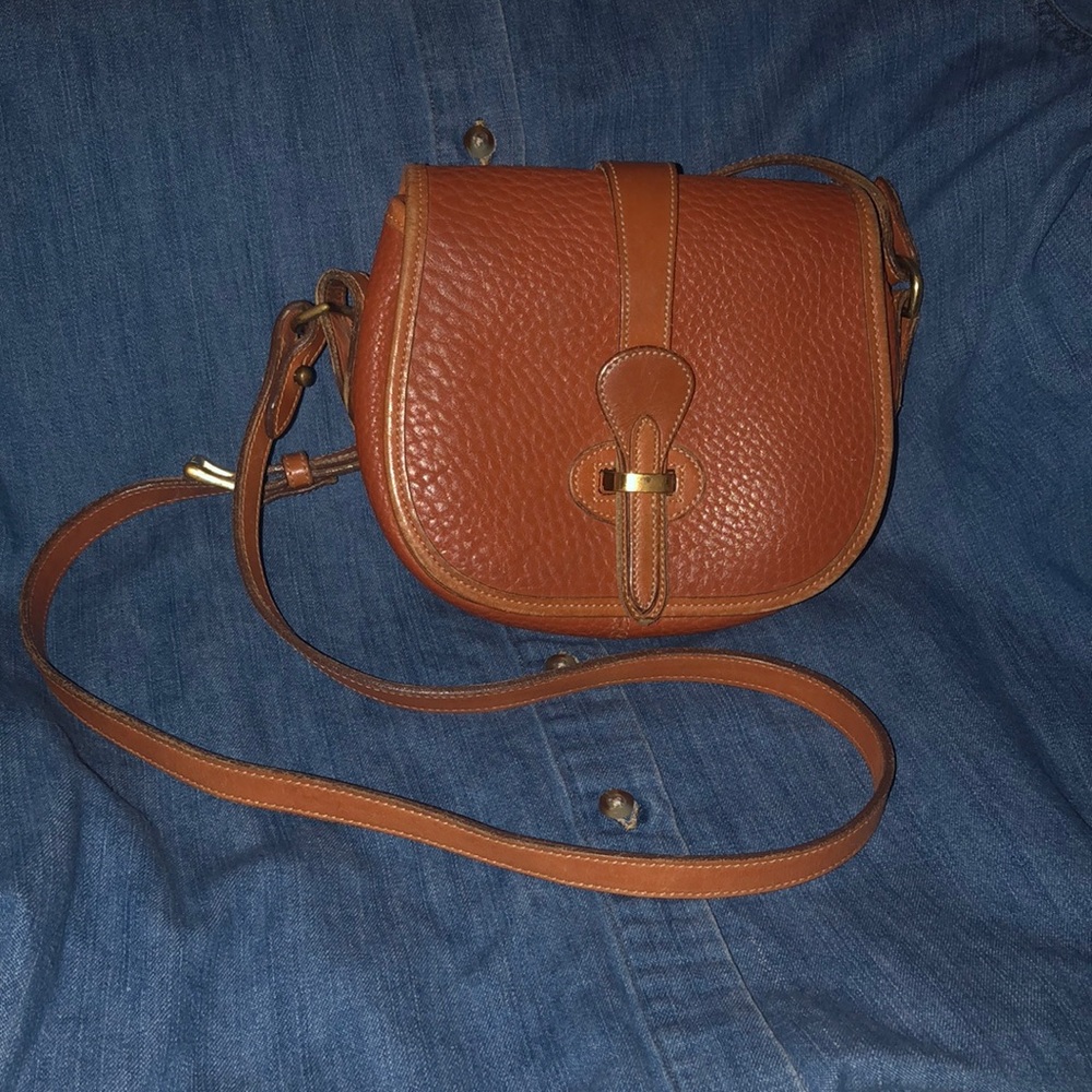 Auth Vintage Dooney & Bourke crossbody purse